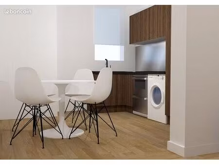 studio 1 pièce 30 m²
