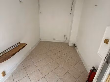 local 10 m² - à louer - 75013