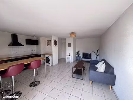 location t2 meublé