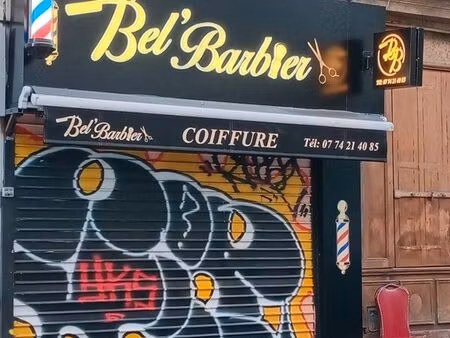 a vendre mur de boutique occuper