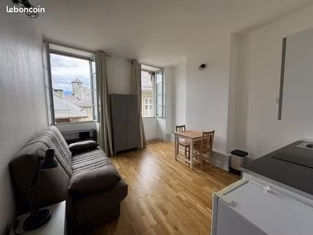 studio 1 pièce 24 m²