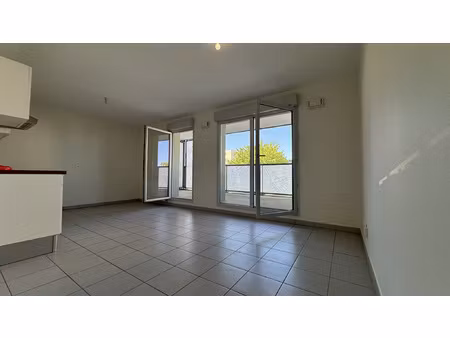 appartement t3 venissieux- disponible dès maintenant