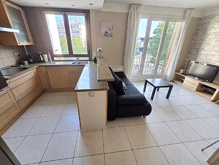 appartement traversant annecy, quartier chorus