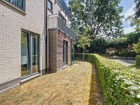 bel appartement avec terrasse et jardin !
