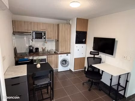 blagnac – superbe appartement meublé 30 m² – balcon – climatisation – parking privé à loue