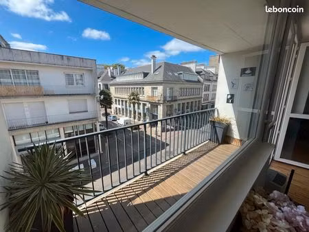 charmant t2 avec terrasse – hyper-centre de lorient