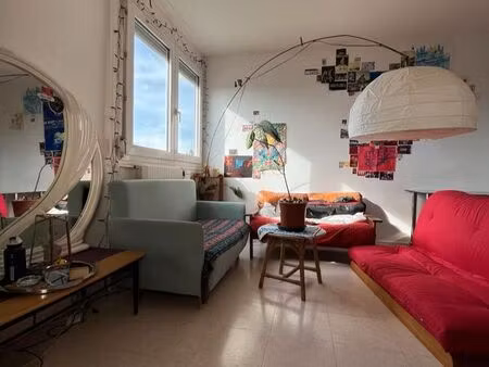 appartement meublé ? lumineux ? au pied du tram