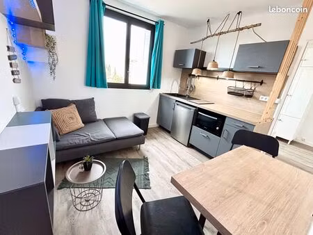 2 pièces meublé 21 m2 très grand confort la timone
