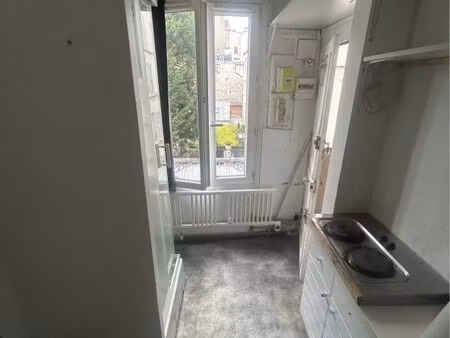 ? studio 10 m² à louer – paris 17ᵉ (rue des dames)