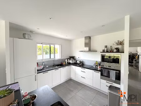 maison cintre 5 pièce(s) 104.33 m2