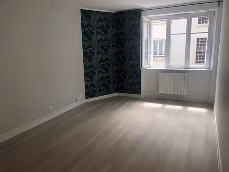 location appartement 2 pièces 39.05 m² à quimper (29000), 530 €