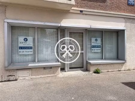 local commercial à vendre