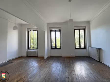 appartement t4 130m2 secteur capucins-gare