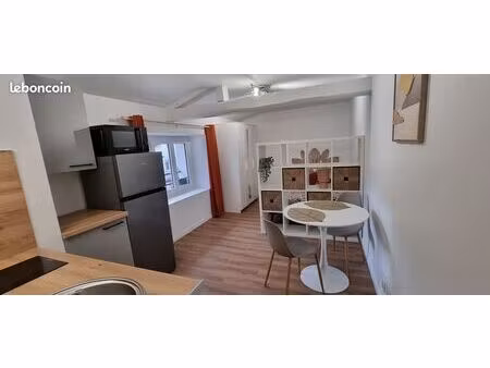 poitiers axe fac / centre ville, studio meublé de 18m² refait à neuf
