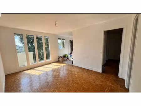 location appartement 4 pièces 67 m² à l'hay-les-roses (94240), 1 450 €