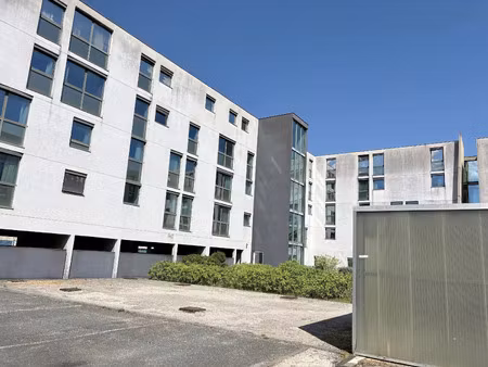 t2 meuble avec electricite et eau comprise