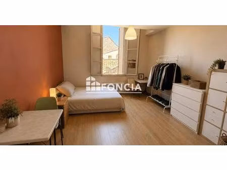 sète centre-ville – studio rénové de 29 m² avec locataire en place