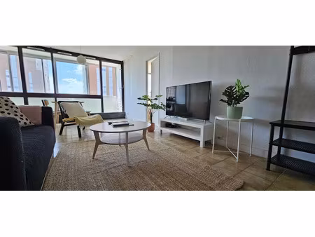 location meublée appartement 1 pièce 10 m² à villeurbanne (69100), 560 €