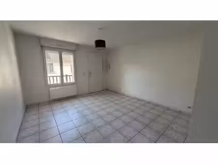 neauphle le château - appartement 2 pièces