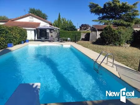 longere en pierre de 200 m² avec grand jardin et piscine