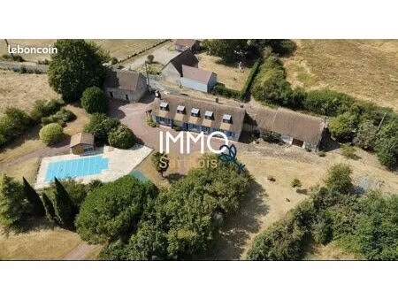 maison 12 pièces 210 m²
