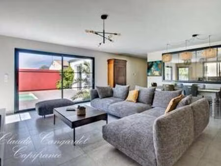 vente maison piscine à la rochelle (17000) : à vendre piscine / 175m² la rochelle