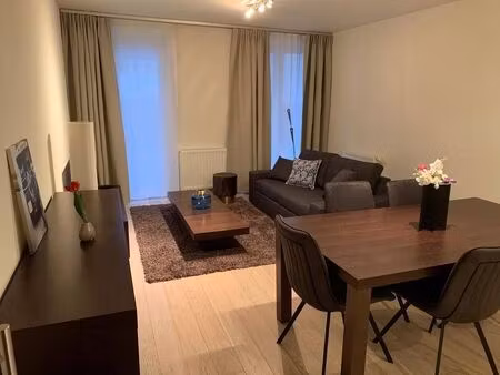 appartement à louer à rue d'idalie 21 ixelles (vbe52513)