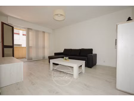 appartement 2 pièces de 56 m2 proche churchill