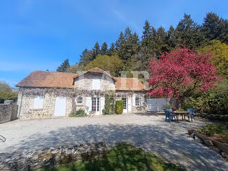 superbe propriété en lisière de forêt à 15 min d' alençon - réf 15555
