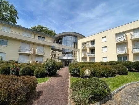 studio 1 pièce 20 m²