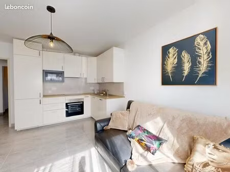 exclusivité – bastia centre-ville · appartement t2 rénové · 130 000