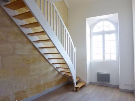 beau t2 duplex - vue que les quais de bordeaux