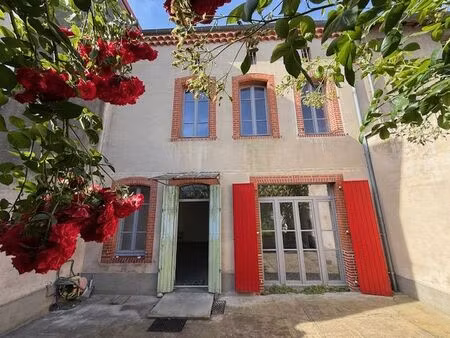 maison de ville - 220m ²