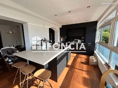 appartement 3 pièces 80 m²