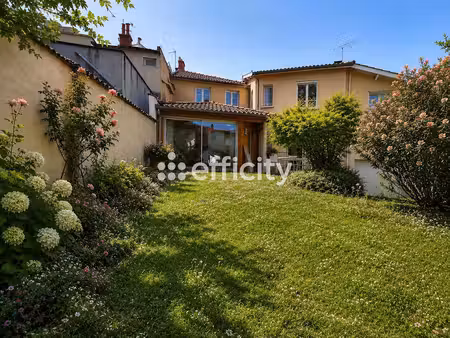 maison 6 pièces - 164 m²