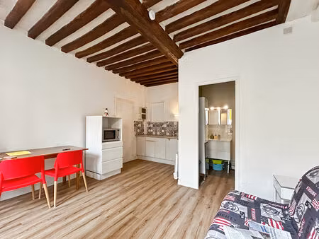 caen centre : studio meublé 20.60 m2