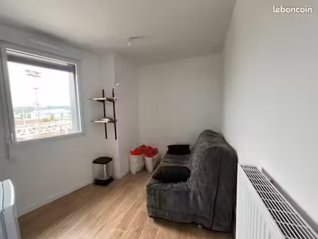studio 1 pièce 19 m²