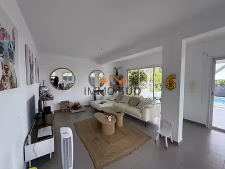 location villa 6 pièces 140 m² à le gosier (97190), 2 183 €