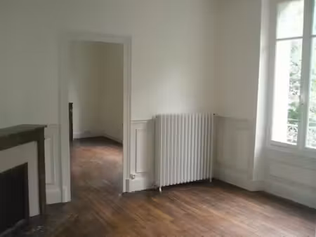 location appartement 3 pièces 65 m² à orléans (45000)