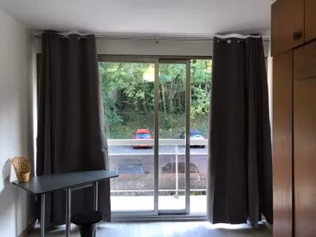location appartement 1 pièce 27 m² à nancy (54000)