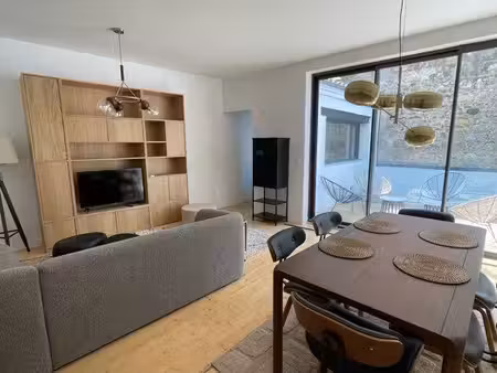 location maison de ville