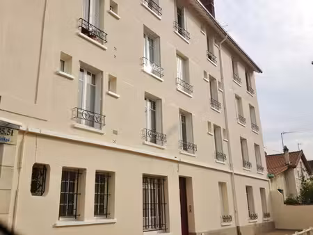500 m rer et mairie - 3 passage gérardin - 2 p meuble
