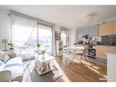 appartement 3 pièces 63 m²