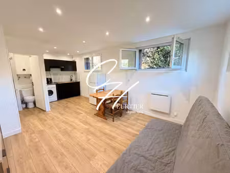 location appartement 1 pièce 21 m² à grenoble (38100)