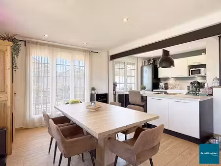 vente maison 6 pièces 121 m² à cherbourg-en-cotentin (50100), 292 600 €