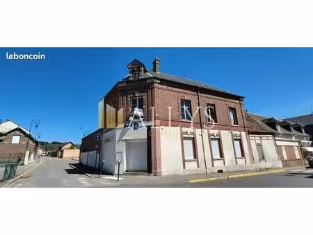 immeuble 226 m² sérifontaine