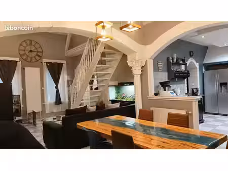 charmante maison individuelle semi plein pieds