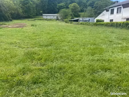 terrain 1 757 m² montgaillard