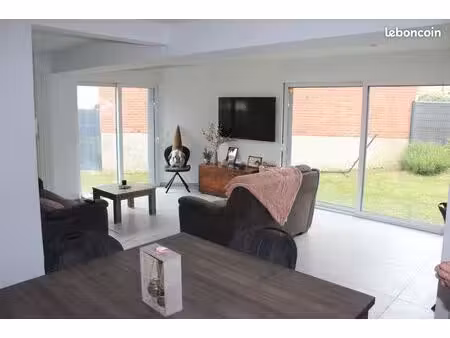 maison individuelle rénovée au sein d' un lotissement, 3 chambres sur linselles