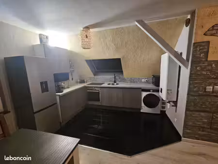 vend f2/f3 meublé et loué